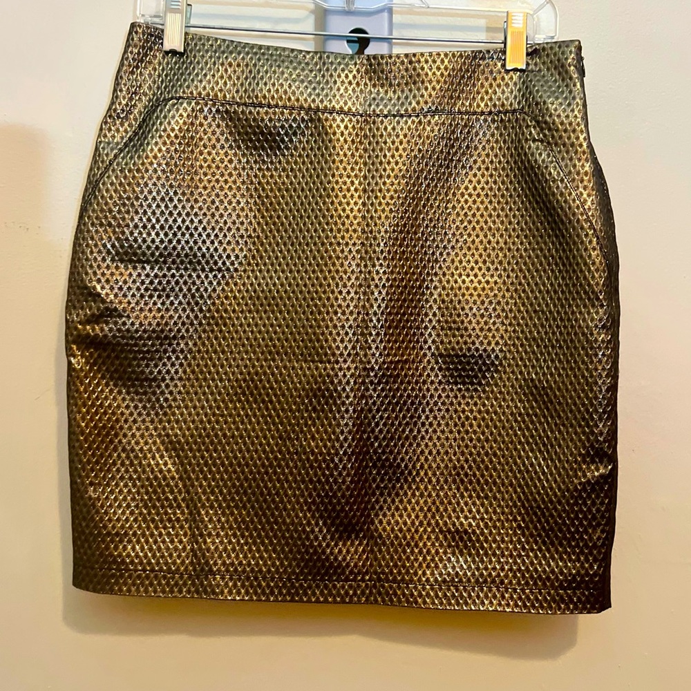 Max Studio Vintage Gold Pattern Mini Skirt, Size 4